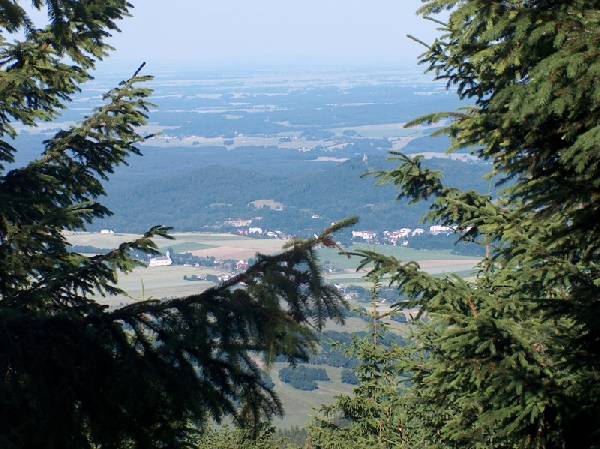 Widok na koci w Skoroszycach, ulow i Bo Gr