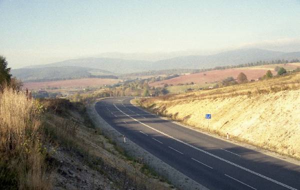 Noworudzka obwodnica – malownicza, widokowa i 'przecinajca' kawa historii geologicznej