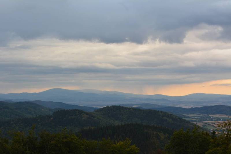 Widok z Popielaka na nienik