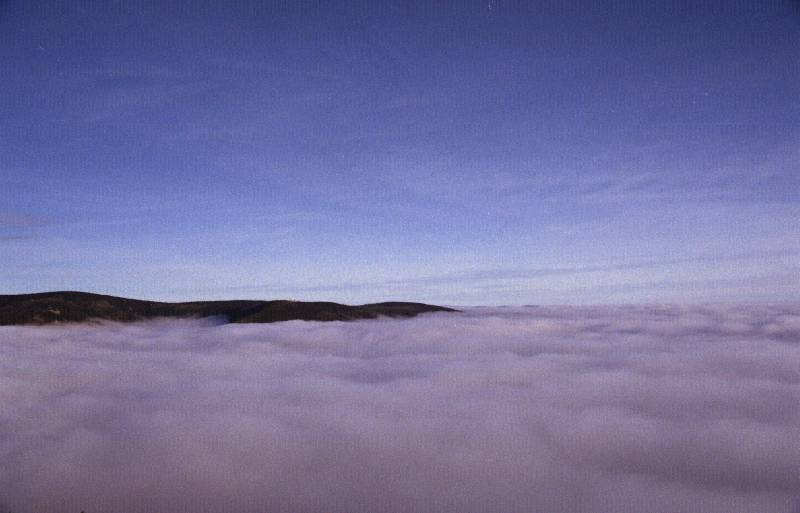Morze chmur w dolinie Morawy